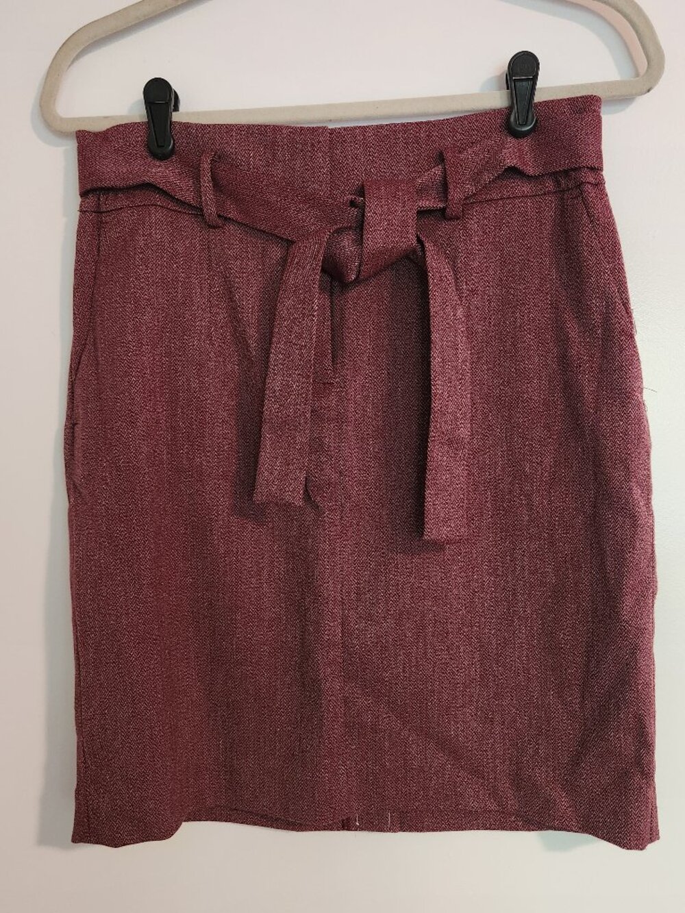 LOFT belted skirt - Size 6